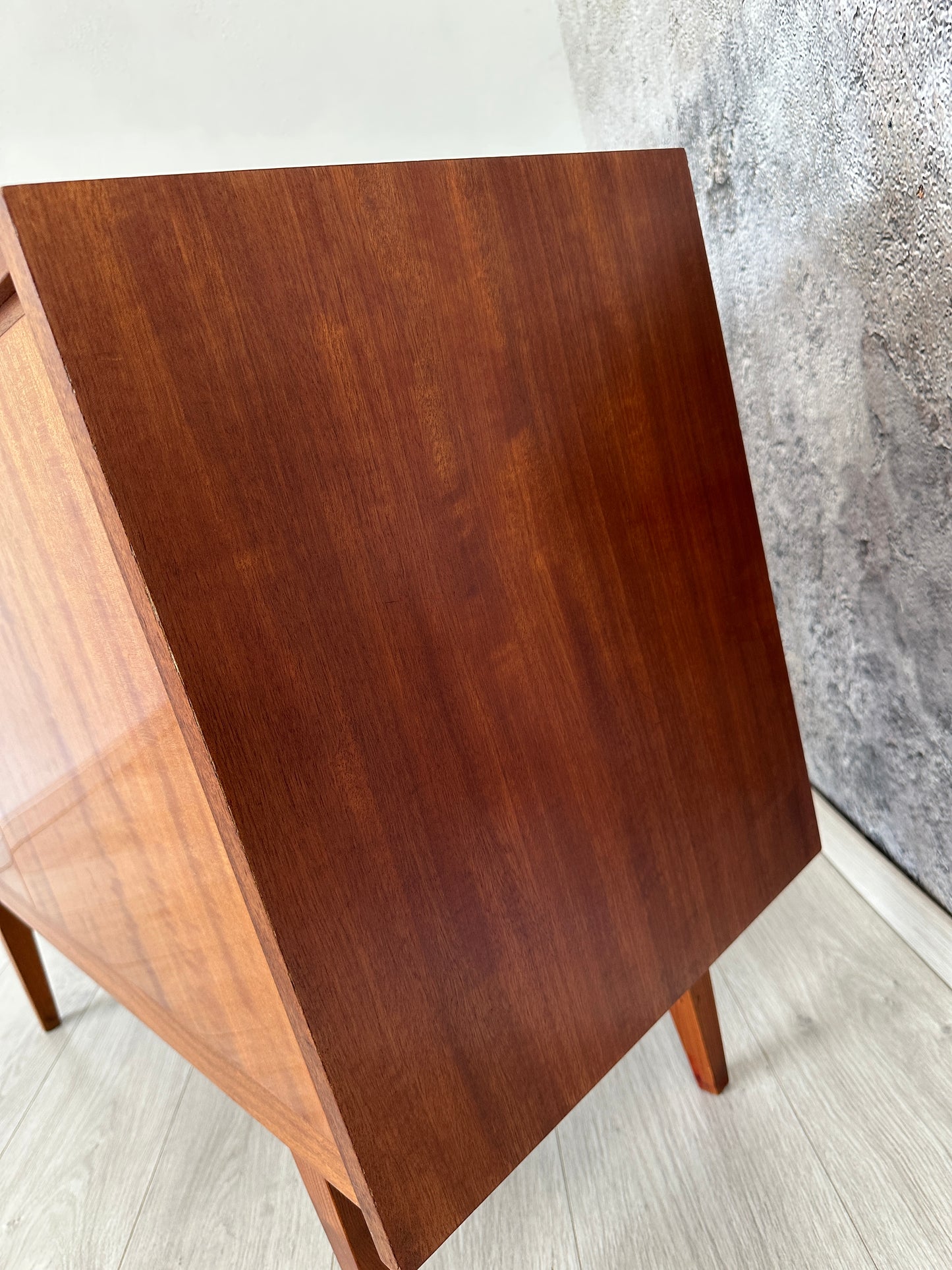 DDR Sideboard / Kommode in Nussbaum, 1960er
