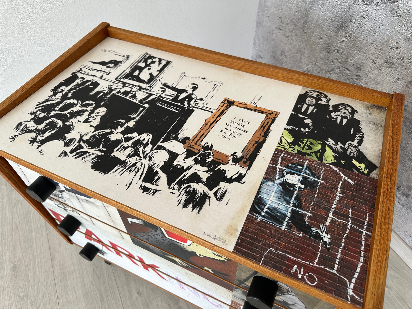 DDR Kommode / Drawer / Sideboard meets Streetart, 1970er