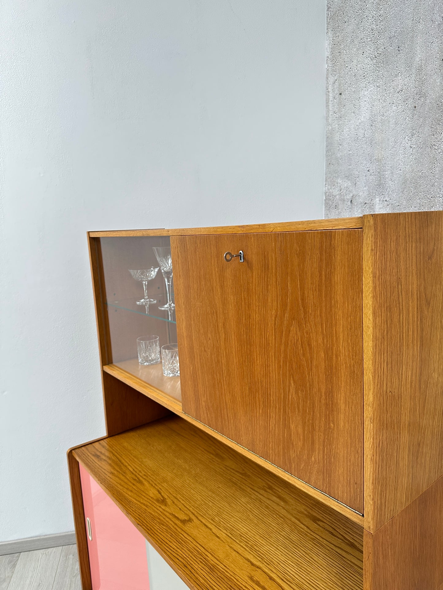 Kommode / Sideboard / Anrichte U-452 mit Barschrank by Jiří Jiroutek für Interier Praha, 1960er