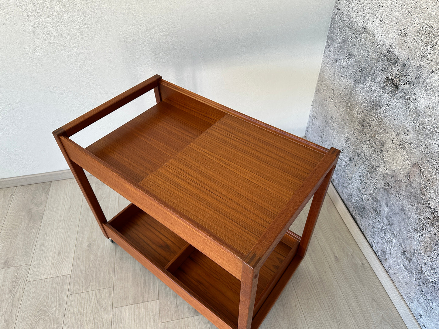 Danish Teak Barwagen / Beistelltisch auf Rollen by Vildbjerg, 60er