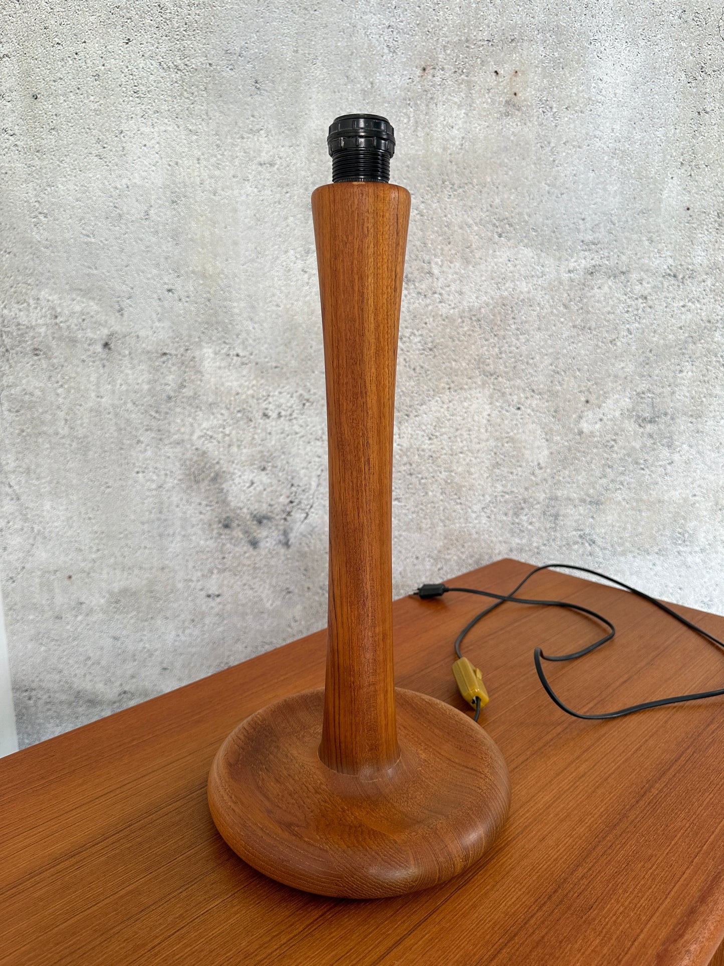 Dänische XXL Tischlampe / Tischleuchte by Dyrlund Teak Leinen