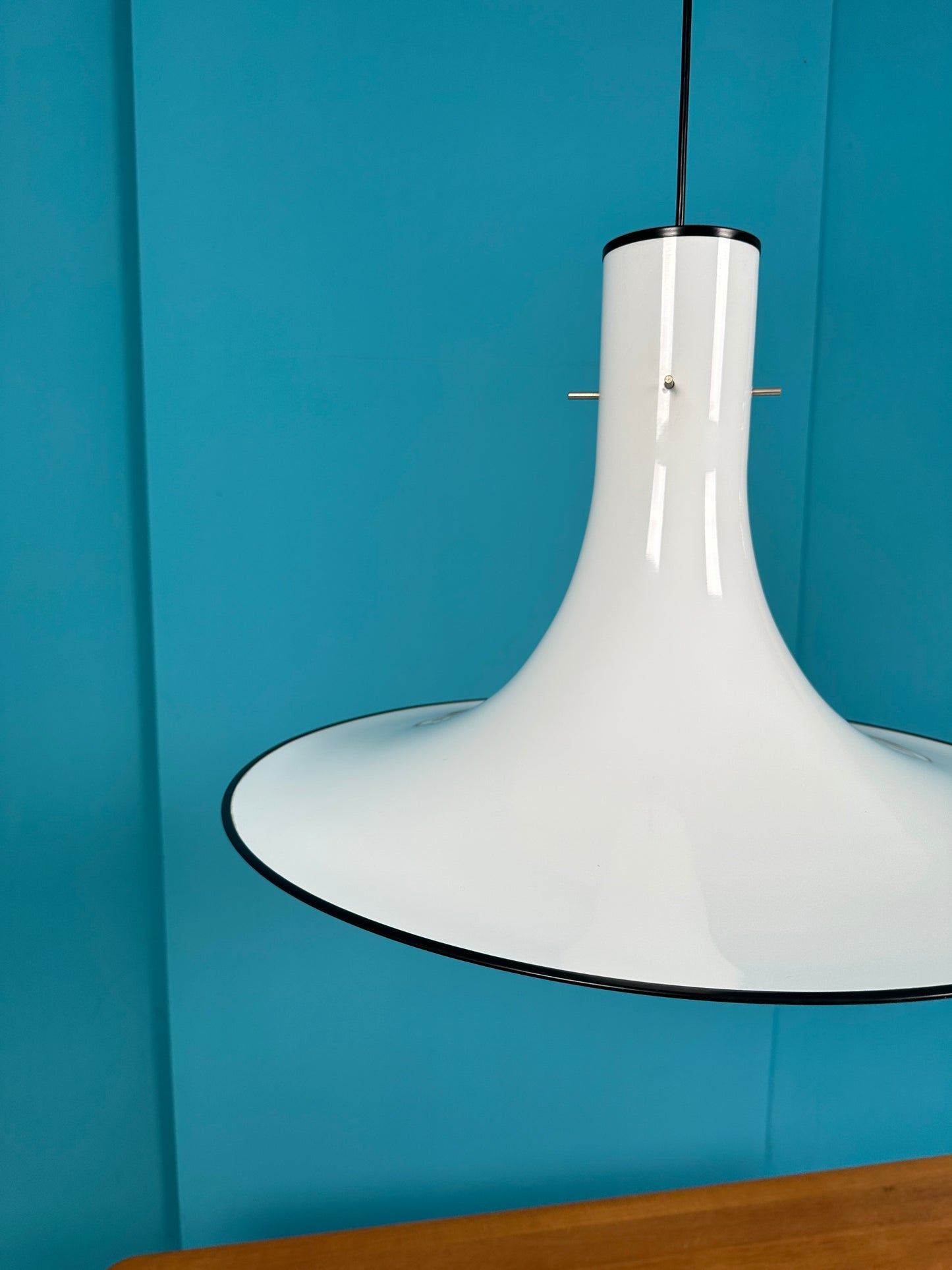 Mid-Century Hexenhut Deckenlampe weiß, 70er