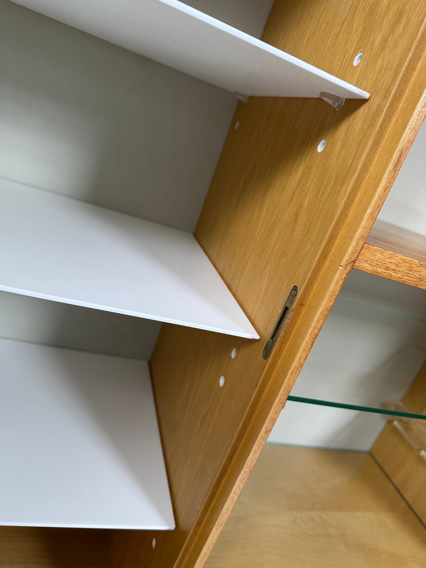 Hellerau Eschenholz Kommode / Sideboard / Anrichte mit Barschrank, 60er 70er