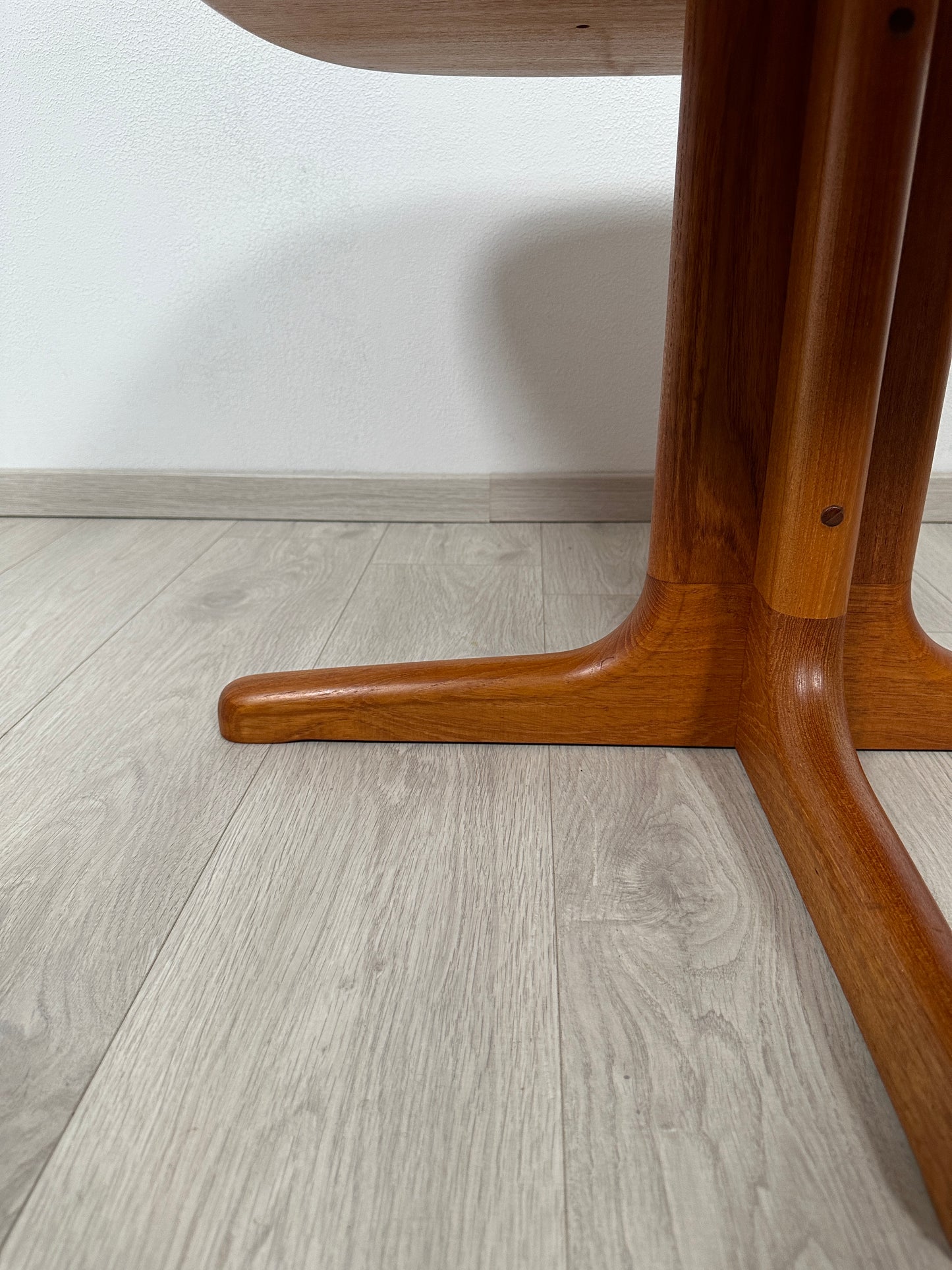 Dänischer Teak Couchtisch / Beistelltisch by Glostrup, 1960er