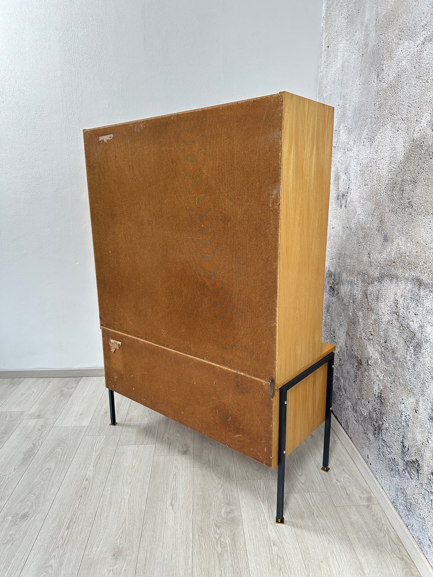 Hellerau Eschenholz Kommode / Anrichte / Vitrine, 60er 70er