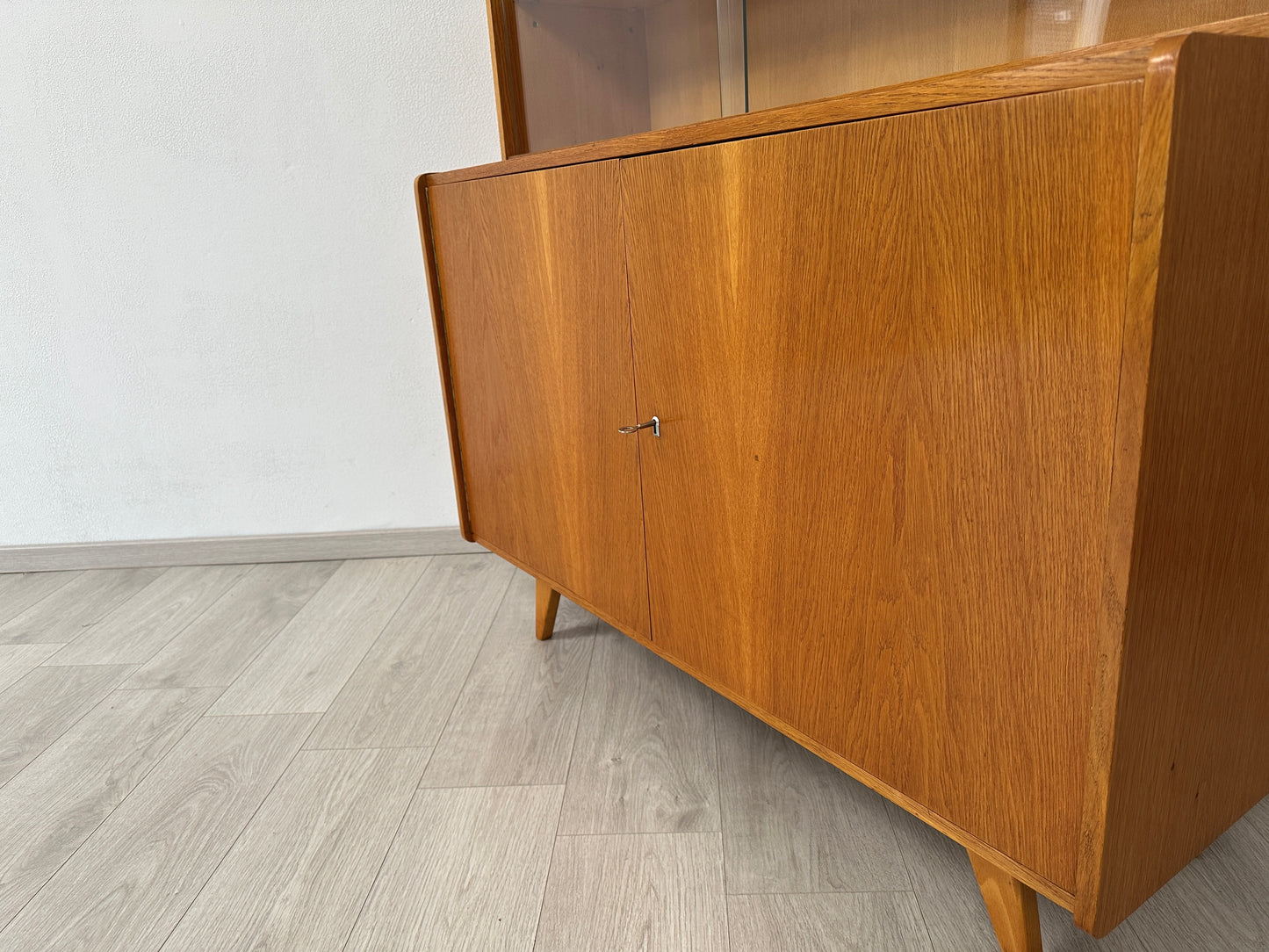 Kommode / Anrichte / Vitrine U-450 by Jiří Jiroutek für Interier Praha, 1960er