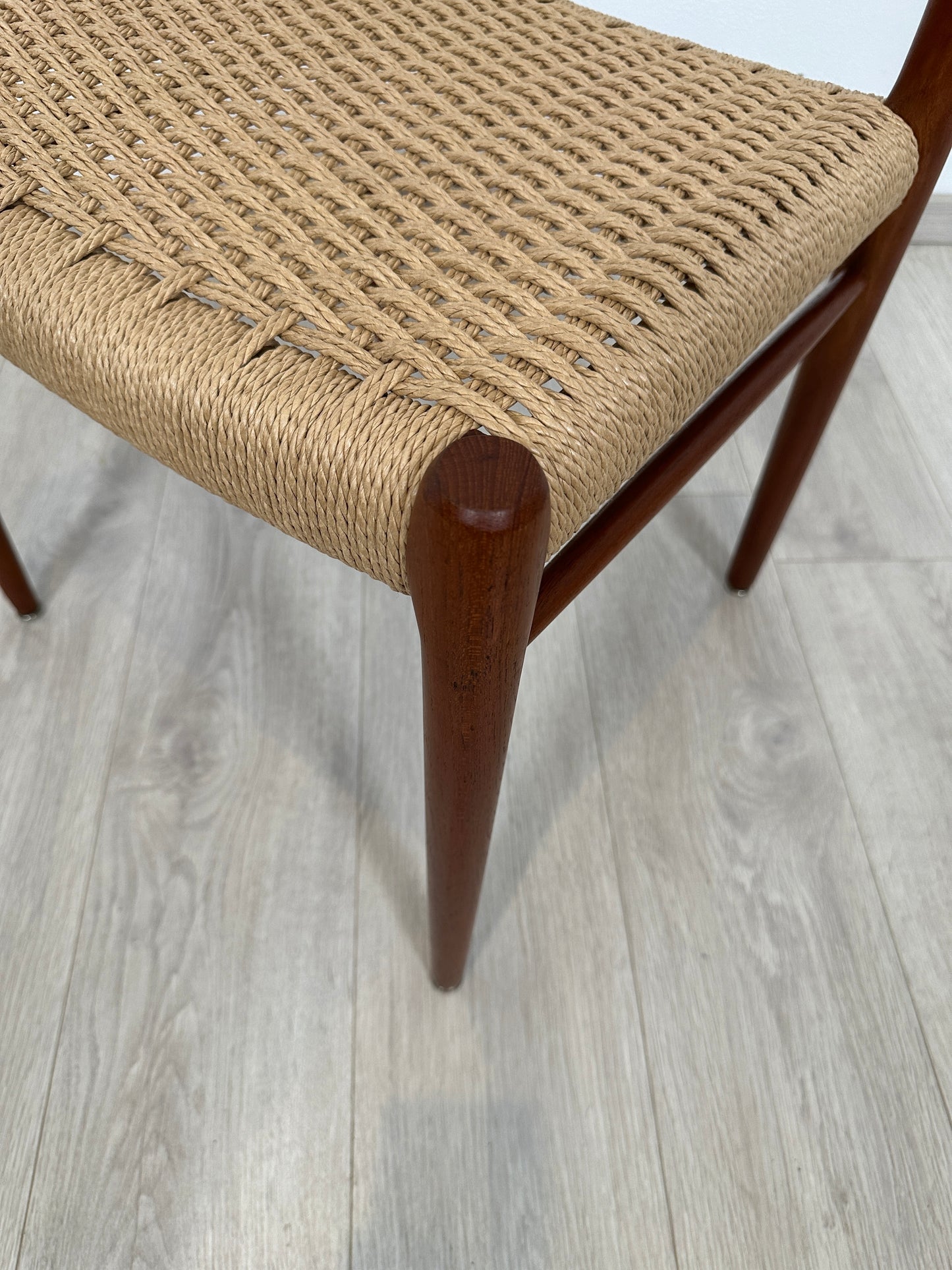 Teak Stuhl Møller Modell 75 Geflecht Neu, 1960er