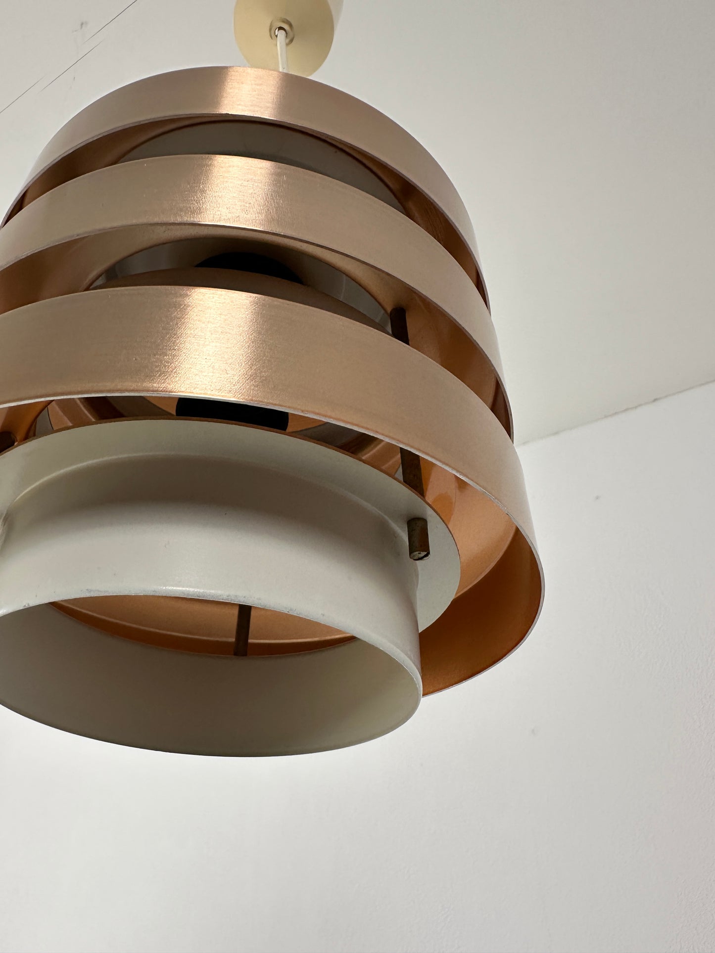 DDR Pendelleuchte / Deckenlampe VEB Metalldrücker Halle, 70er Jahre