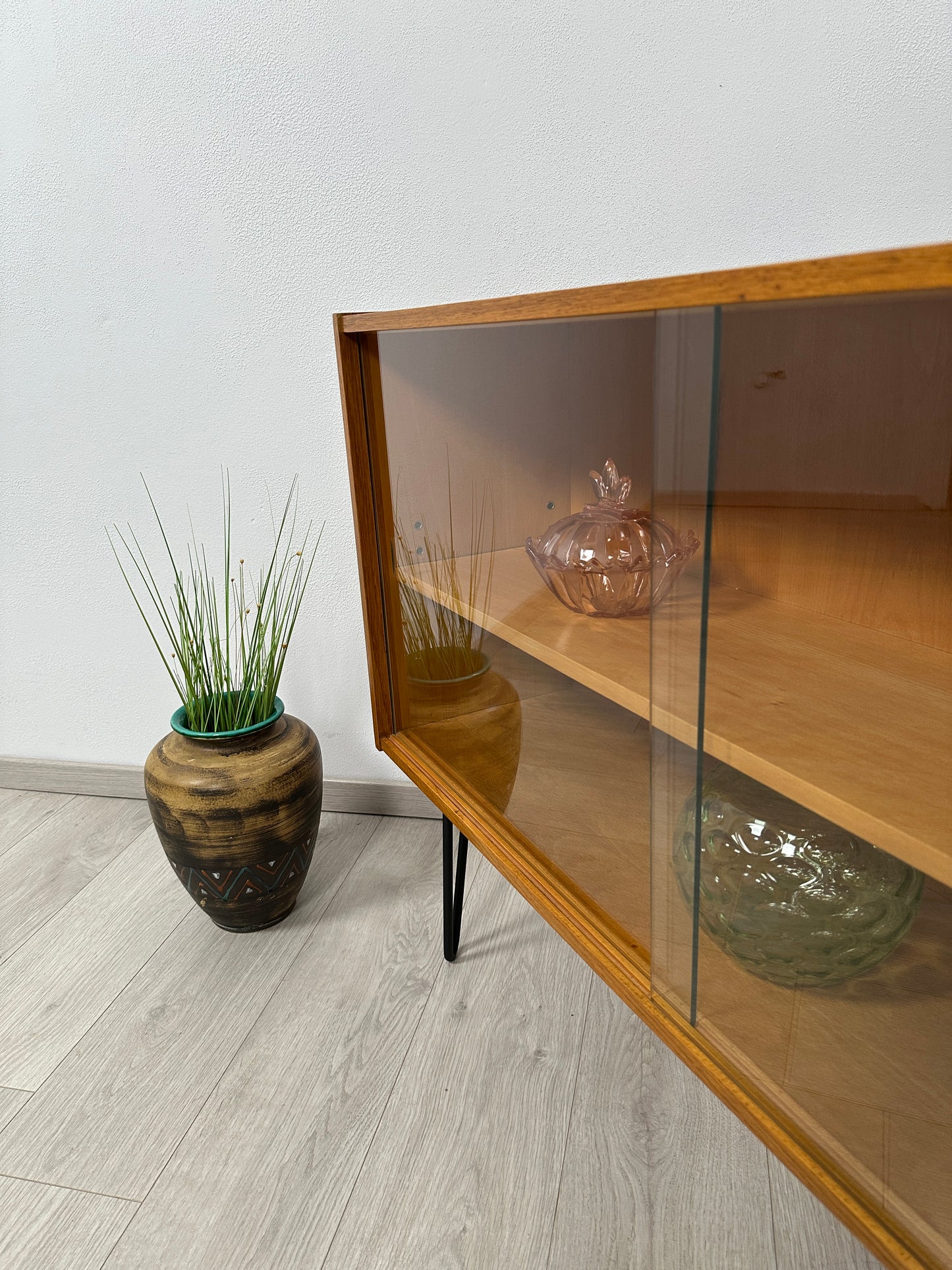 Kommode / Sideboard auf Hairpins by Jiří Jiroutek für Interier Praha, 1960er