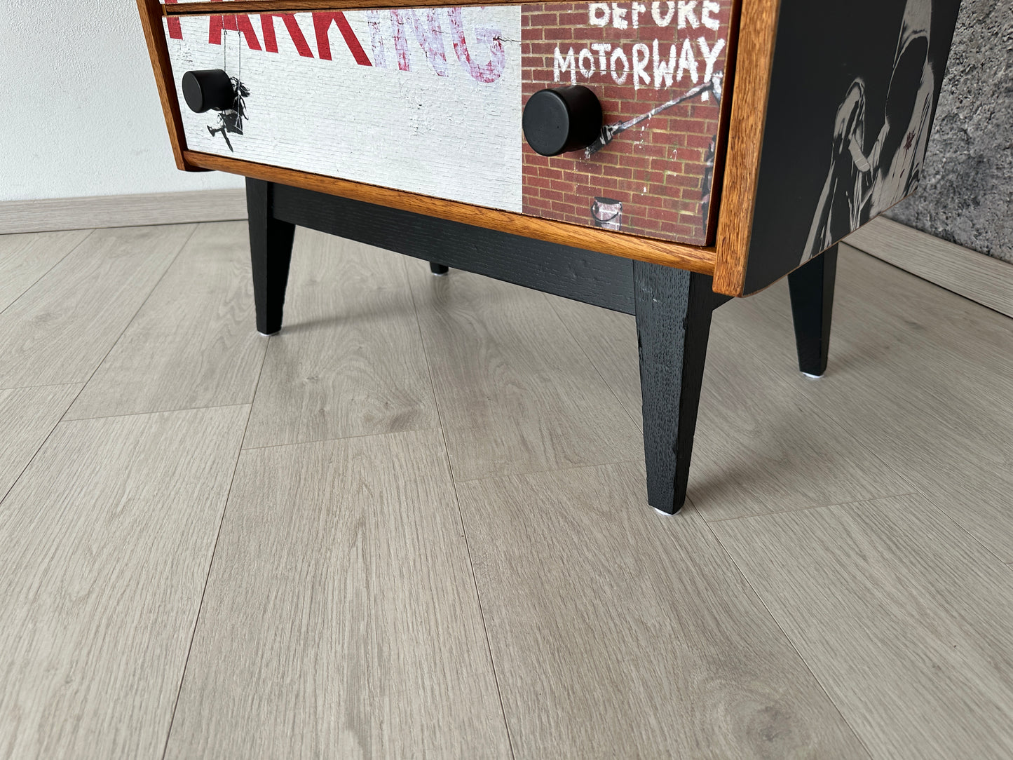 DDR Kommode / Drawer / Sideboard meets Streetart, 1970er