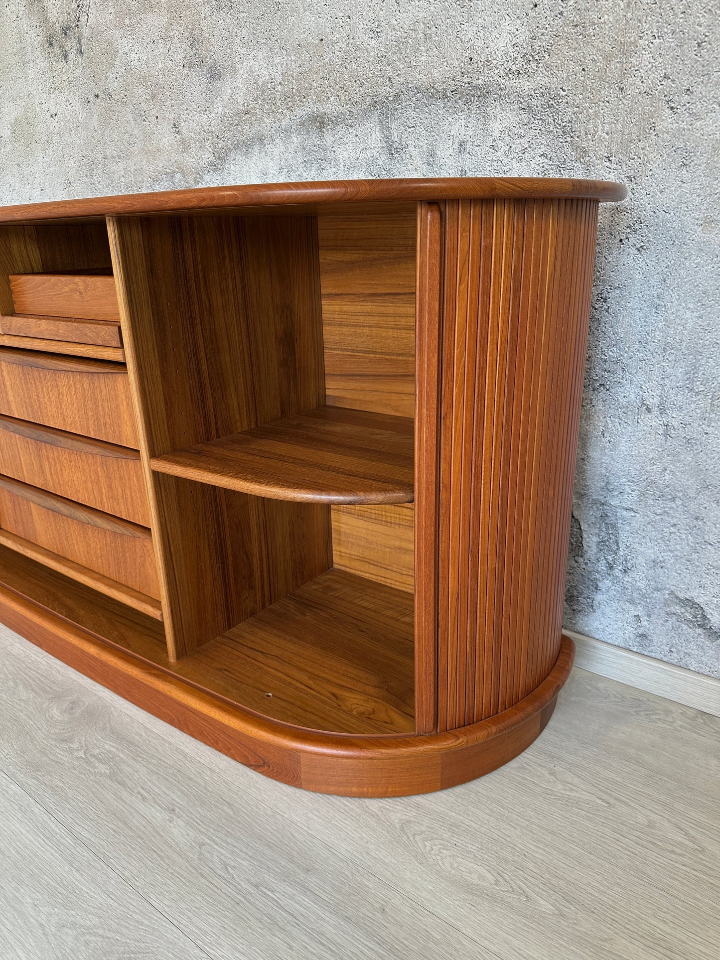 Danish Teak Kommode / Sideboard by Dyrlund 181cm, 1960er