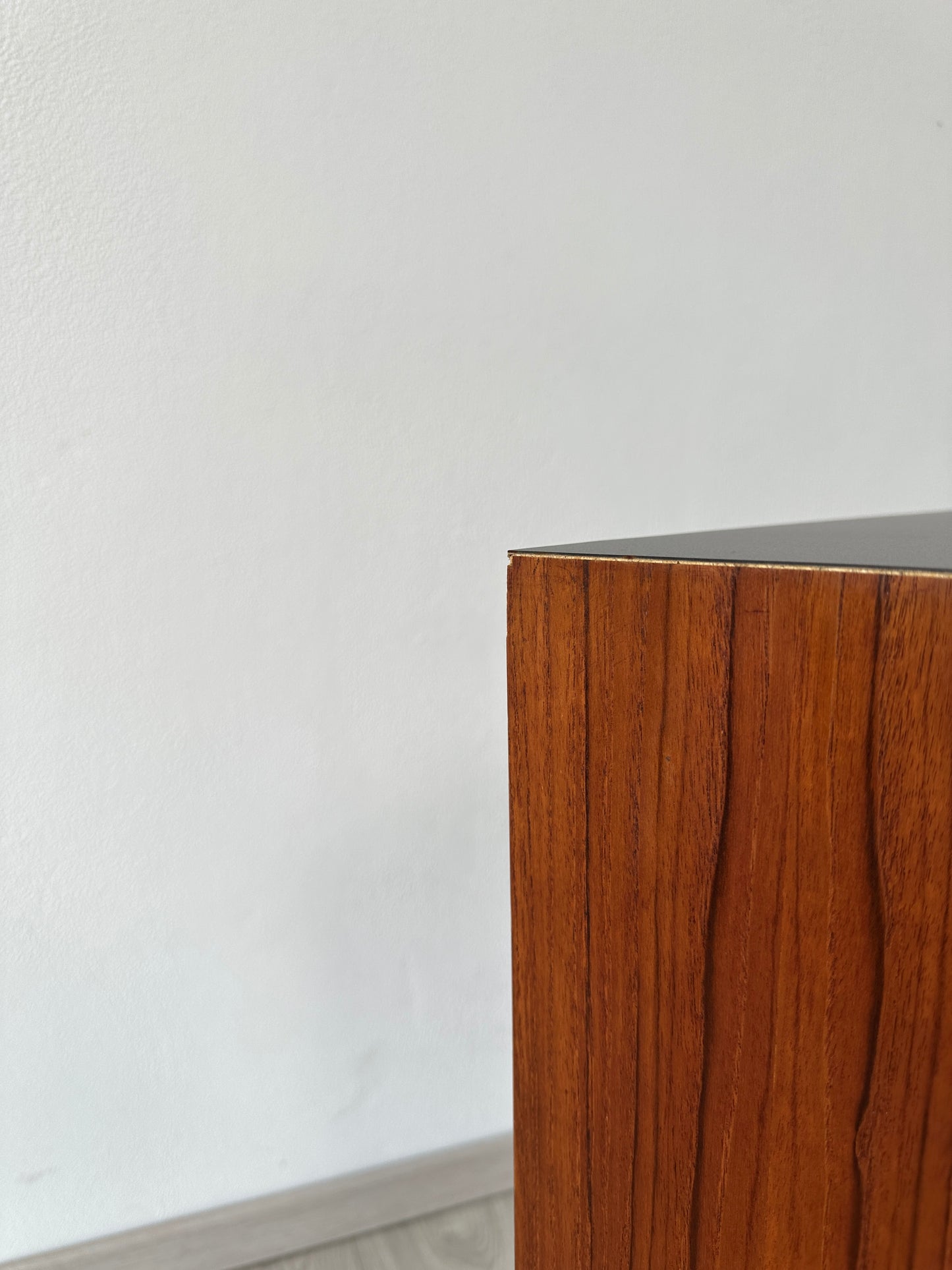 Teak Kommode / Sideboard by Cadovius mit Schiebetüren, 1960er