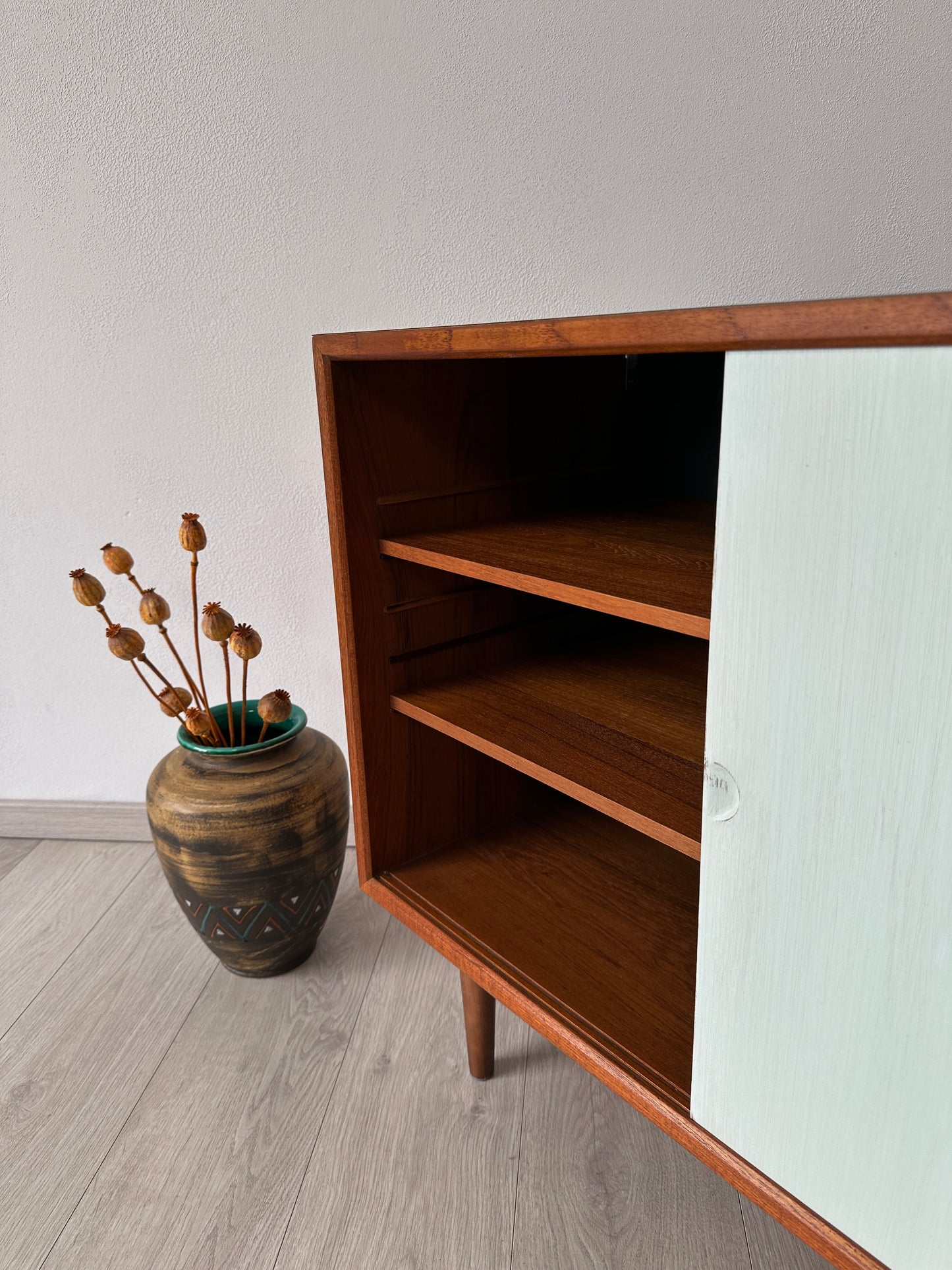 Teak Kommode / Sideboard by Cadovius mit Schiebetüren, 1960er