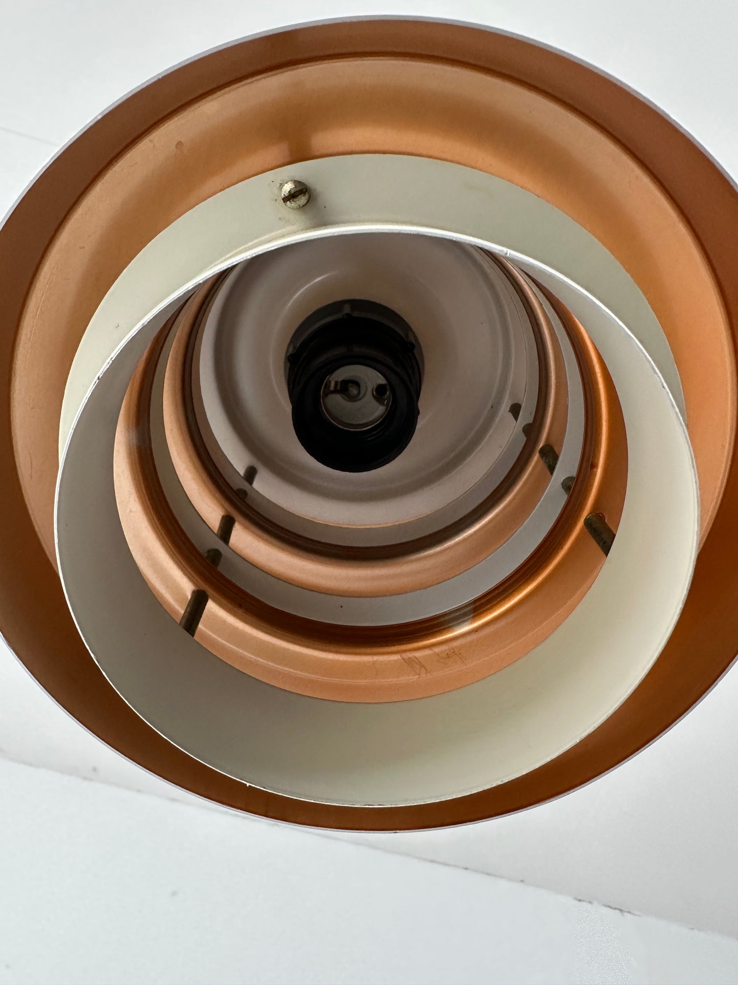 DDR Pendelleuchte / Deckenlampe VEB Metalldrücker Halle, 70er Jahre