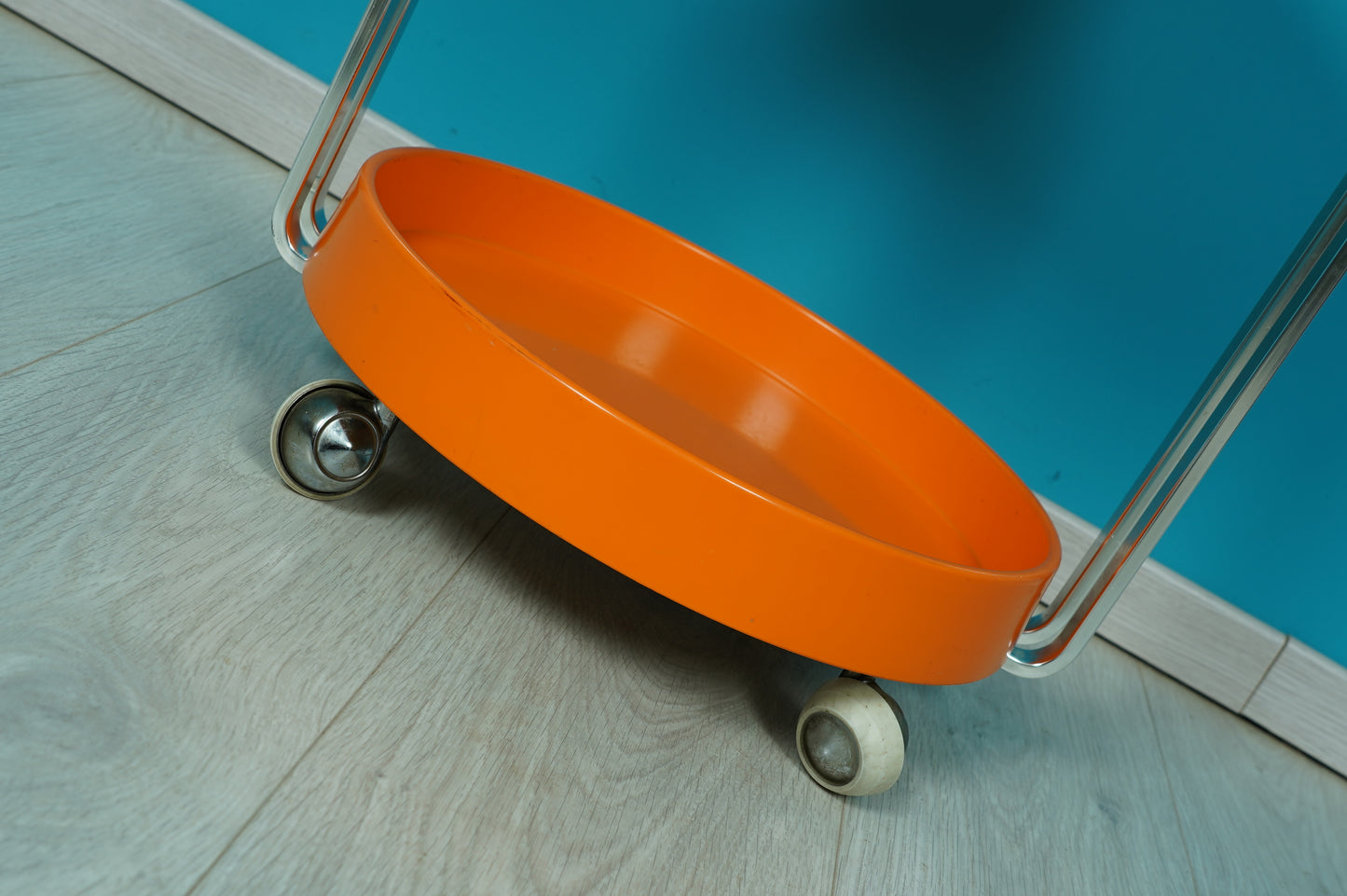 Space Age Servierwagen / Teewagen / Rollwagen orange, 1970er