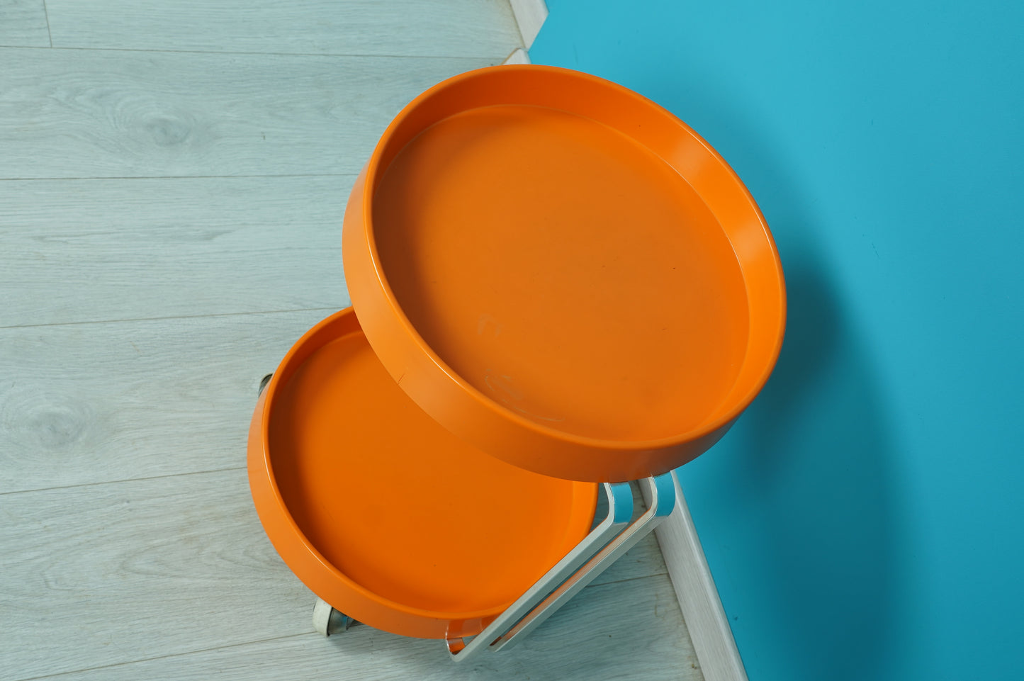Space Age Servierwagen / Teewagen / Rollwagen orange, 1970er