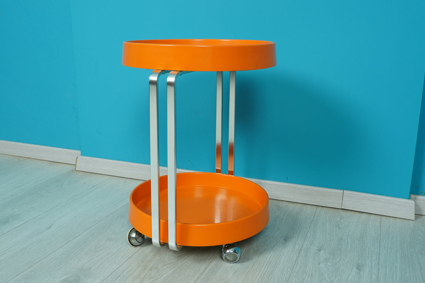 Space Age Servierwagen / Teewagen / Rollwagen orange, 1970er