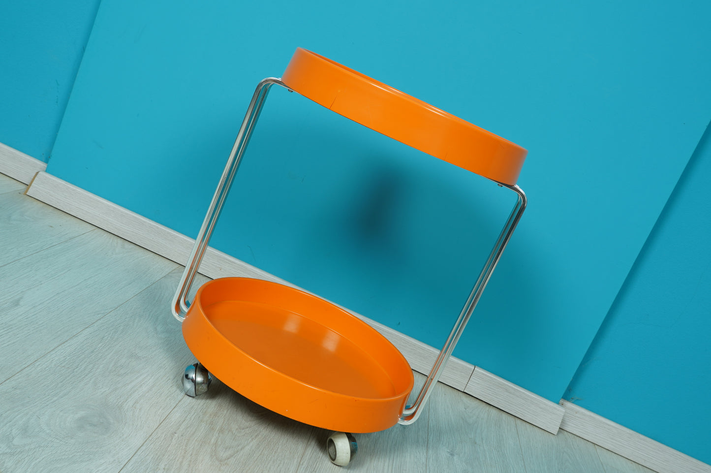 Space Age Servierwagen / Teewagen / Rollwagen orange, 1970er