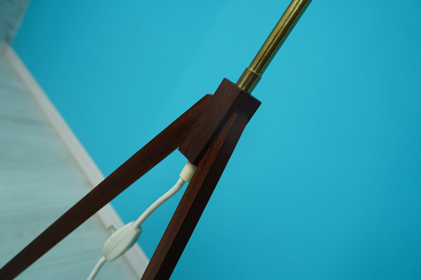 Midcentury Teak Tripod Stehlampe von Aro Leuchten, 60er 70er