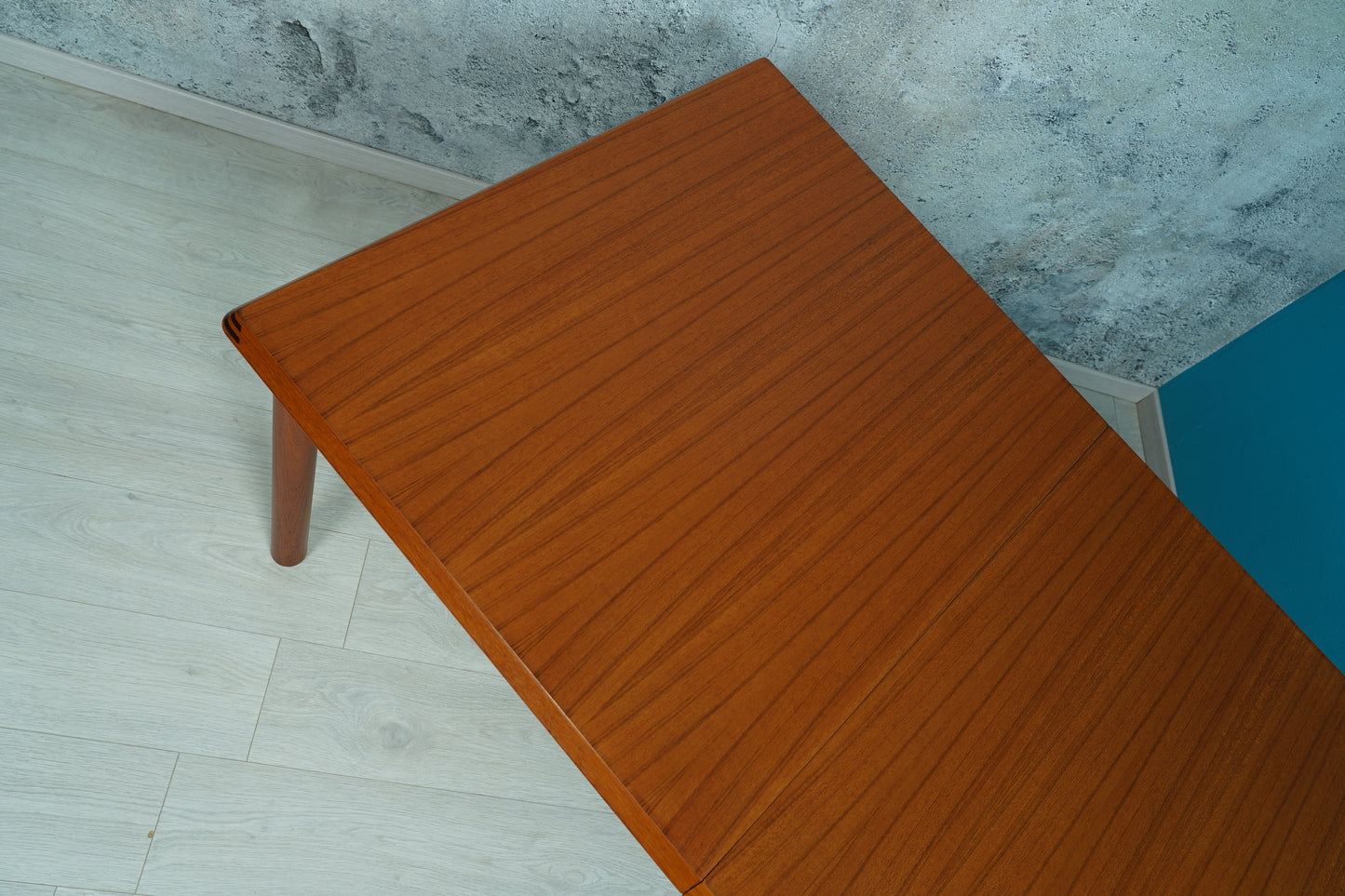 Dänischer Mid-Century Esstisch aus Teak 200cm, 1960er