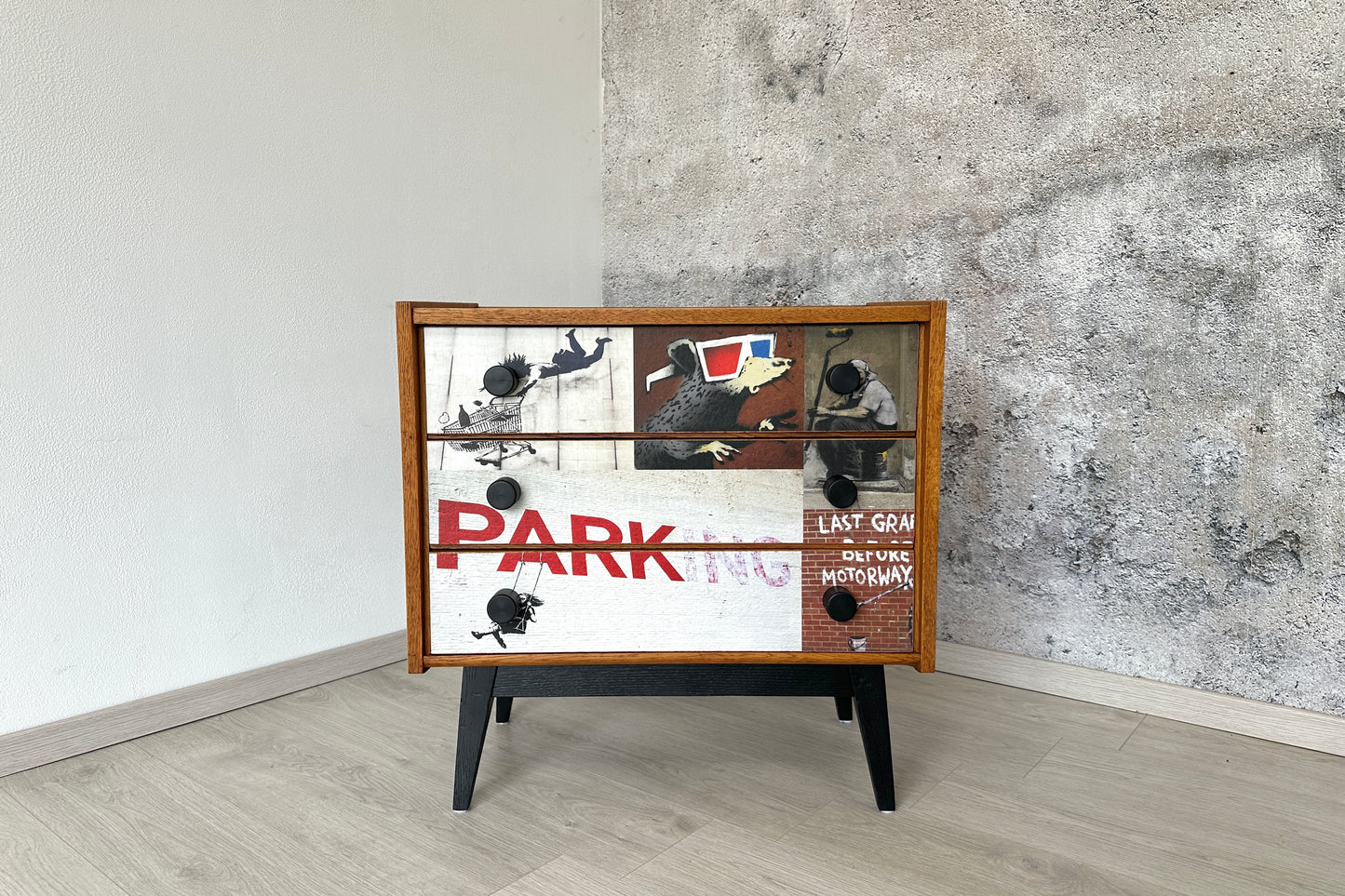 DDR Kommode / Drawer / Sideboard meets Streetart, 1970er