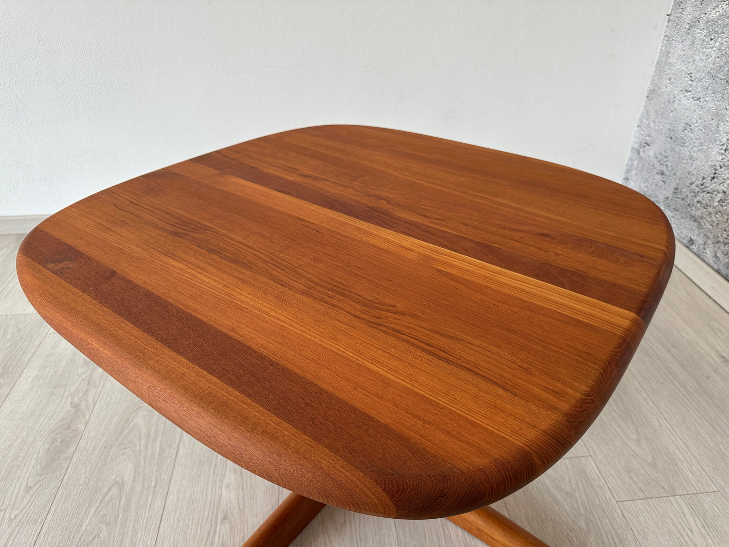Dänischer Teak Couchtisch / Beistelltisch by Glostrup, 1960er