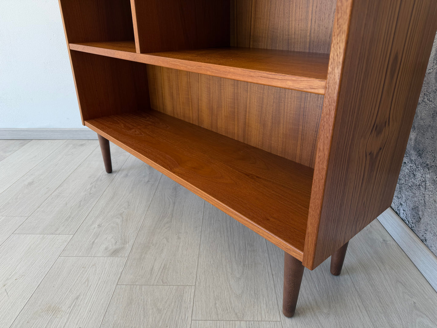 Danish Teak Kommode / Sideboard by Hundevad