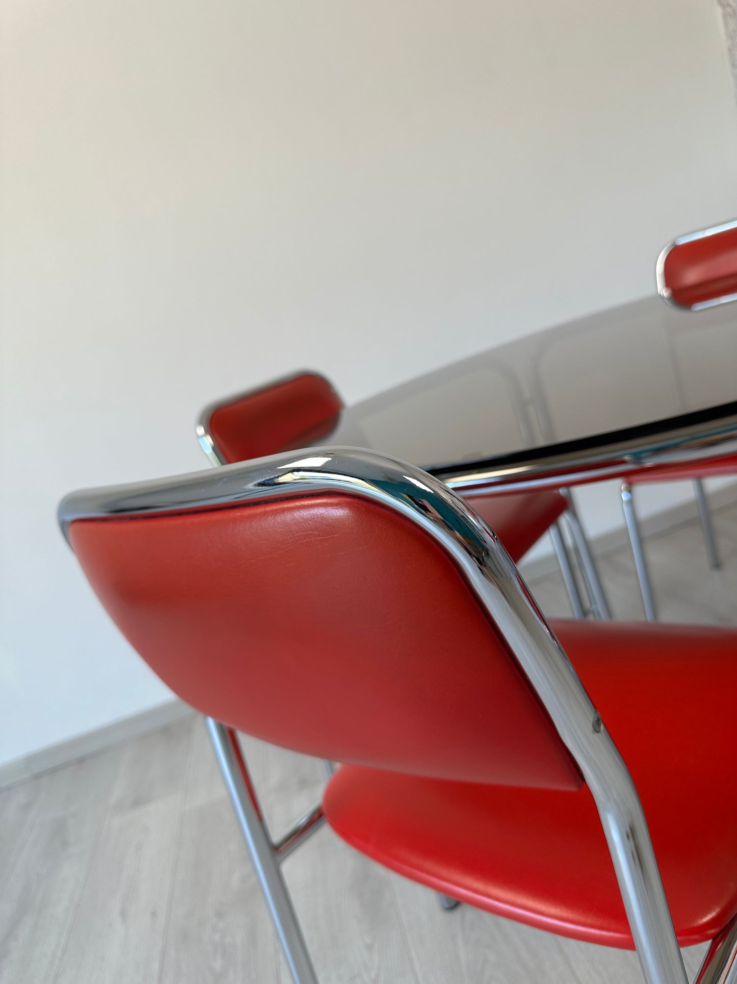 Space Age Esszimmer-Set aus Esstisch + 4 Stühle, 70er