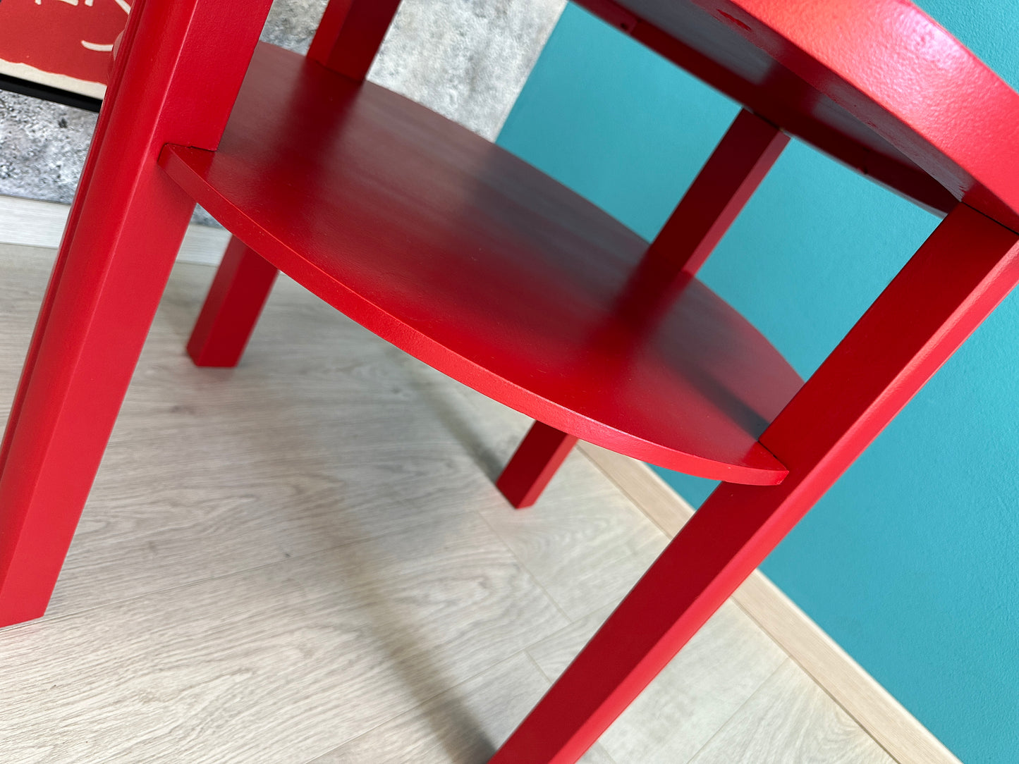 Roter DDR Couchtisch / Beistelltisch / Ablagetisch / Blumenbank DIY