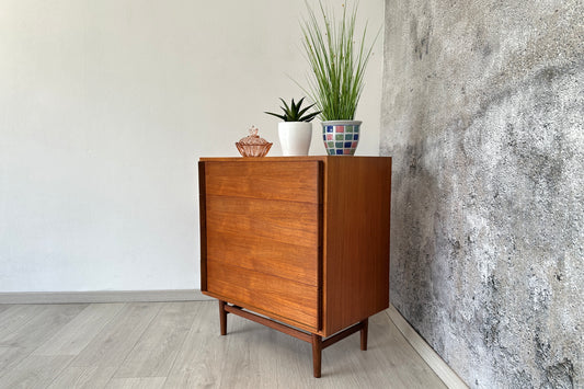 Teak Kommode / Dresser mit 4 Schubladen, 1960er 1970er