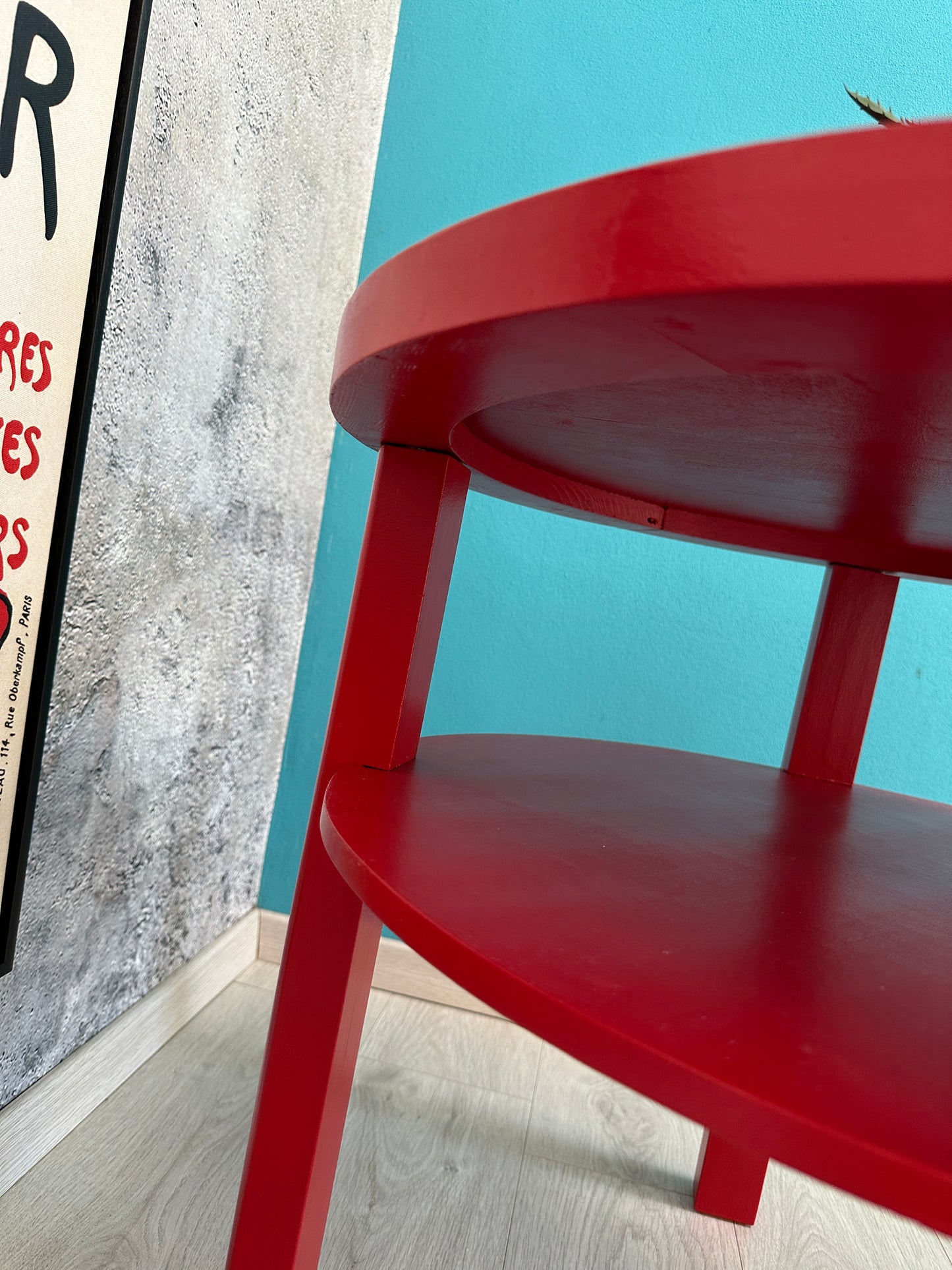 Roter DDR Couchtisch / Beistelltisch / Ablagetisch / Blumenbank DIY