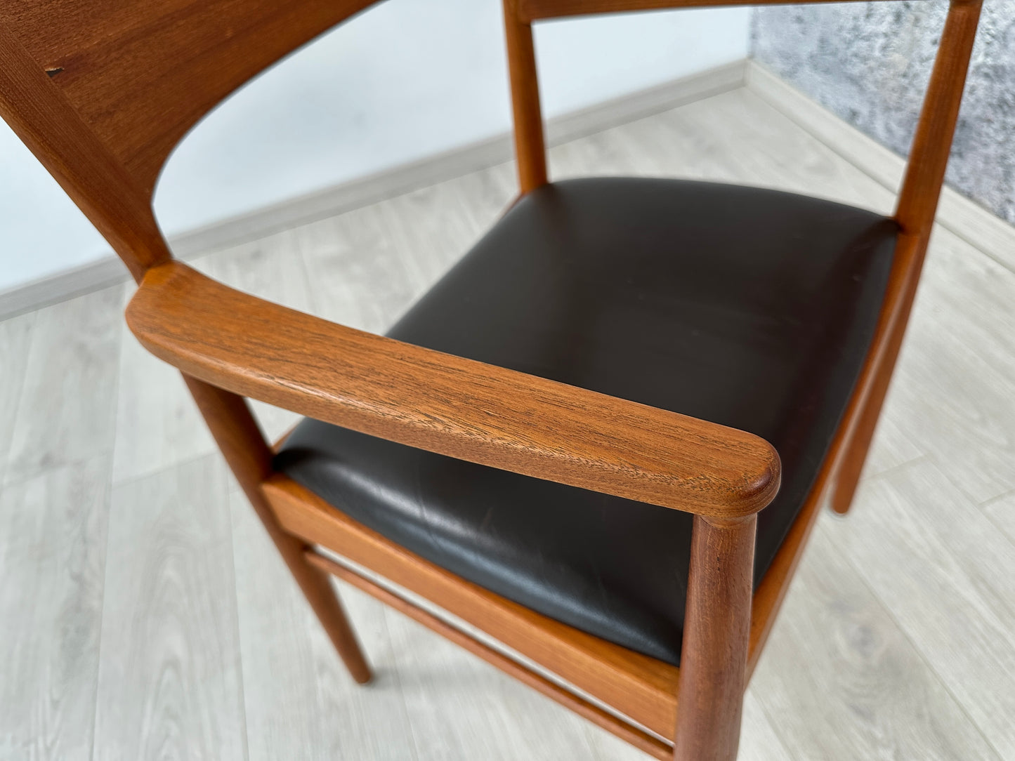 Danish Teak-Armlehnenstuhl / Schreibtischstuhl Kjaernulf für KS Møbler, 60er