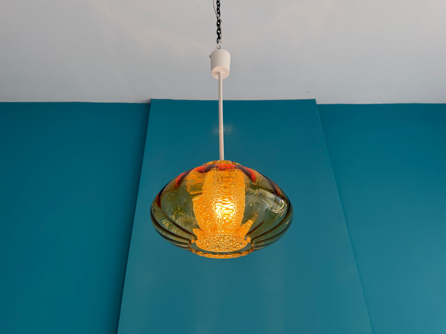 Mid-Century / Space-Age Hängelampe – bernsteinfarbenes Glas , 60er/70er