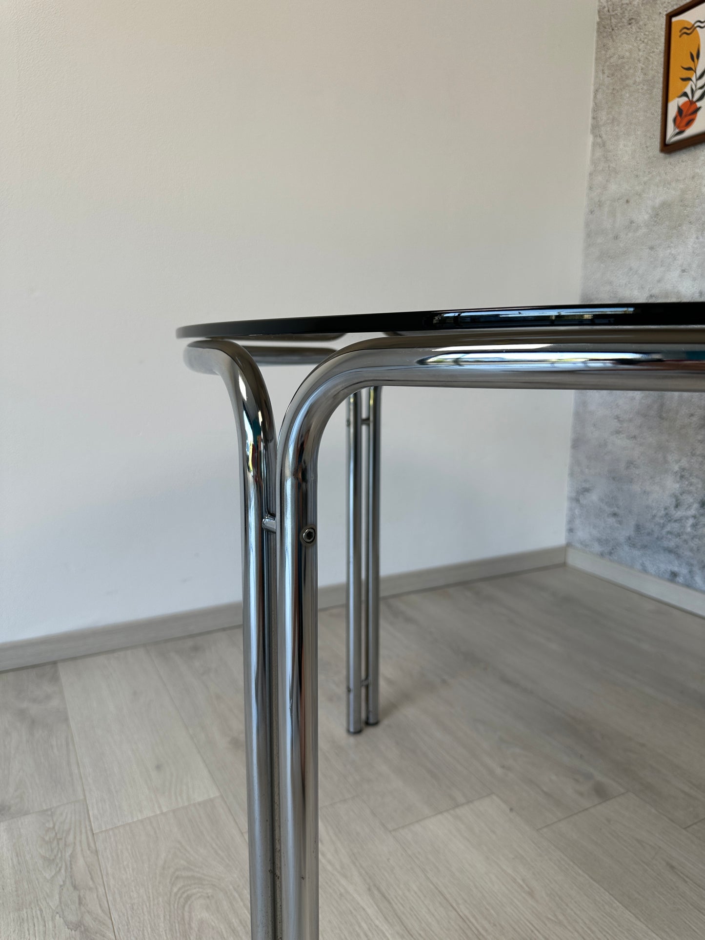 Space Age Esstisch mit Rauchglasplatte und Chromgestell, 1970er