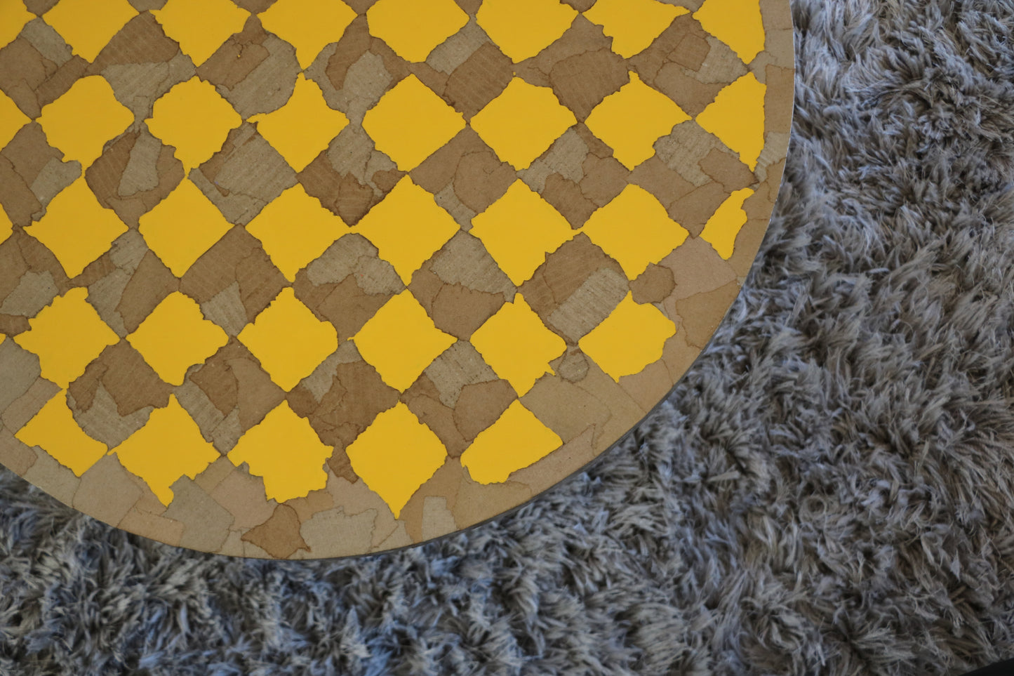 Schachbrett Couchtisch | Upcycling | DIY Blumenbank