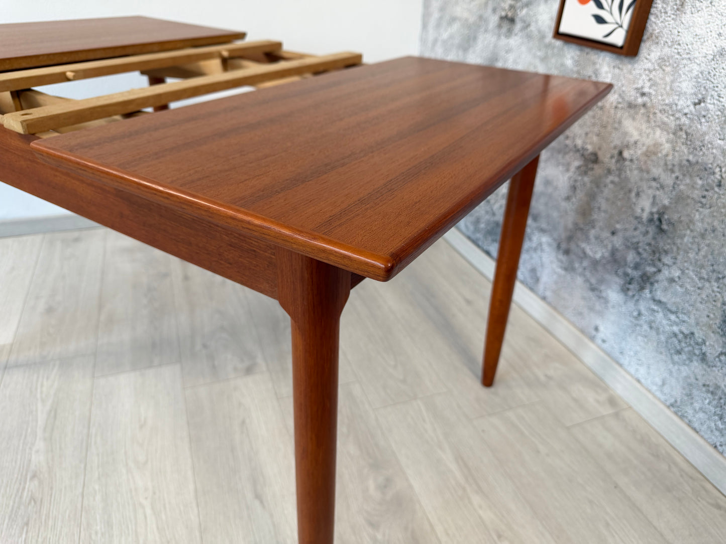Dänischer Mid Century Teak Esstisch, 1960er