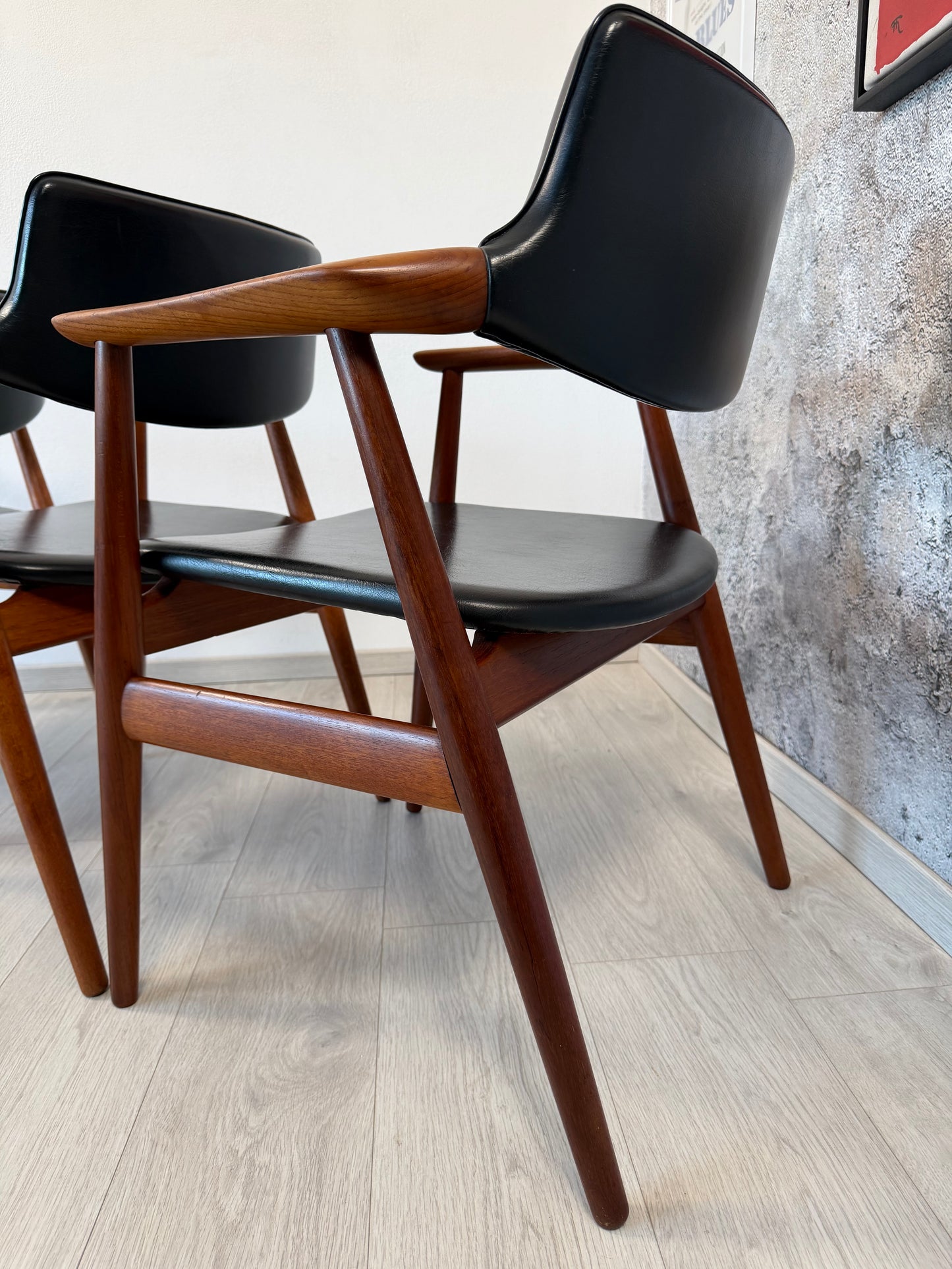 Teak Armlehnstuhl GM11 by Svend Age Eriksen für Glostrup, 60er
