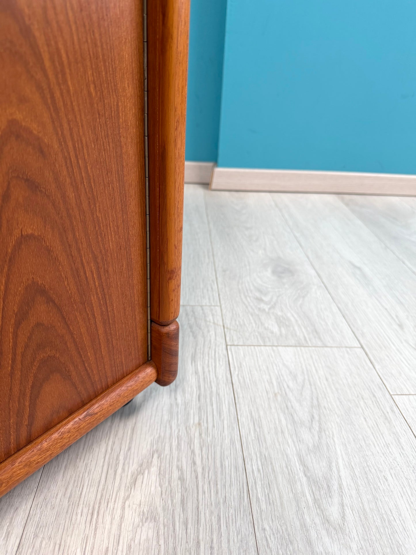 Danish Teak Servierwagen / Barwagen by Bornholm, 70er